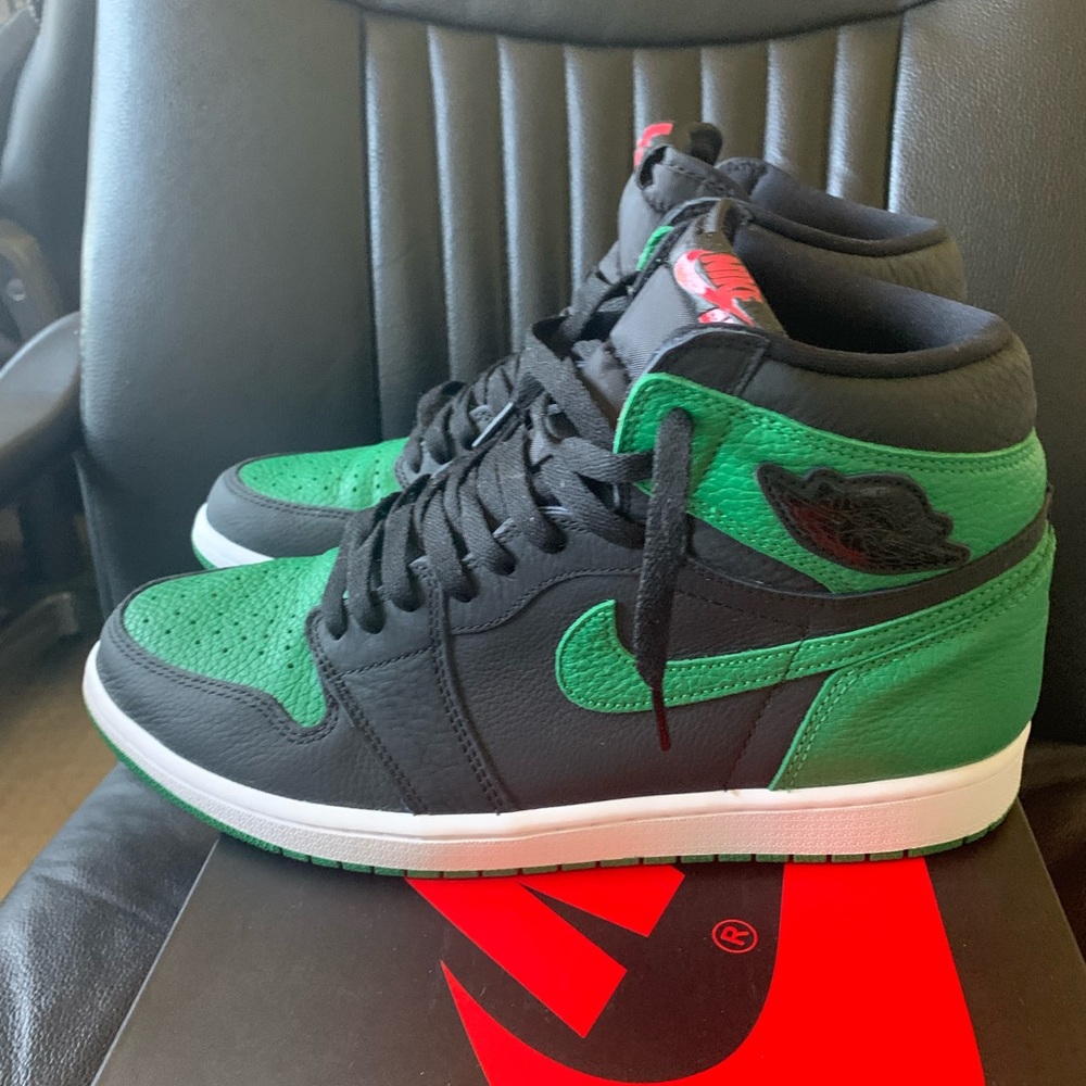 Jordan 1 High Pine Green Sz 11 EUC